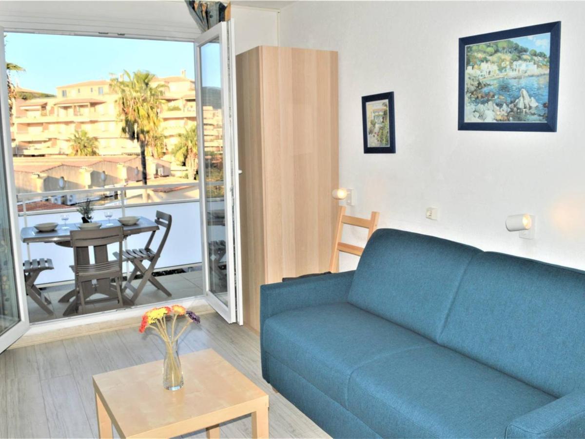 Studio Renove Climatise, 3 Couchages, Proche Port Et Casino A Cavalaire-Sur-Mer - Fr-1-226B-98 Exterior foto